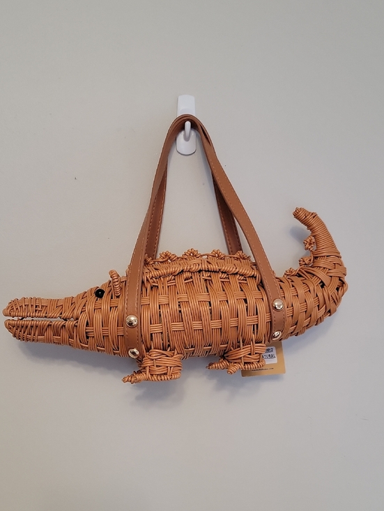 Tommy Bahama Handbags - Tommy Bahama Woven Basket Shoulder Bag in Tan